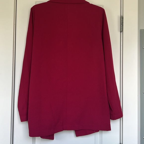 Worn once! Women’s blazer - Picture 2 of 3